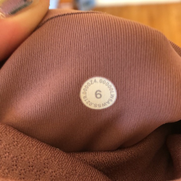 Lululemon pocket leggings. - Picture 2 of 6